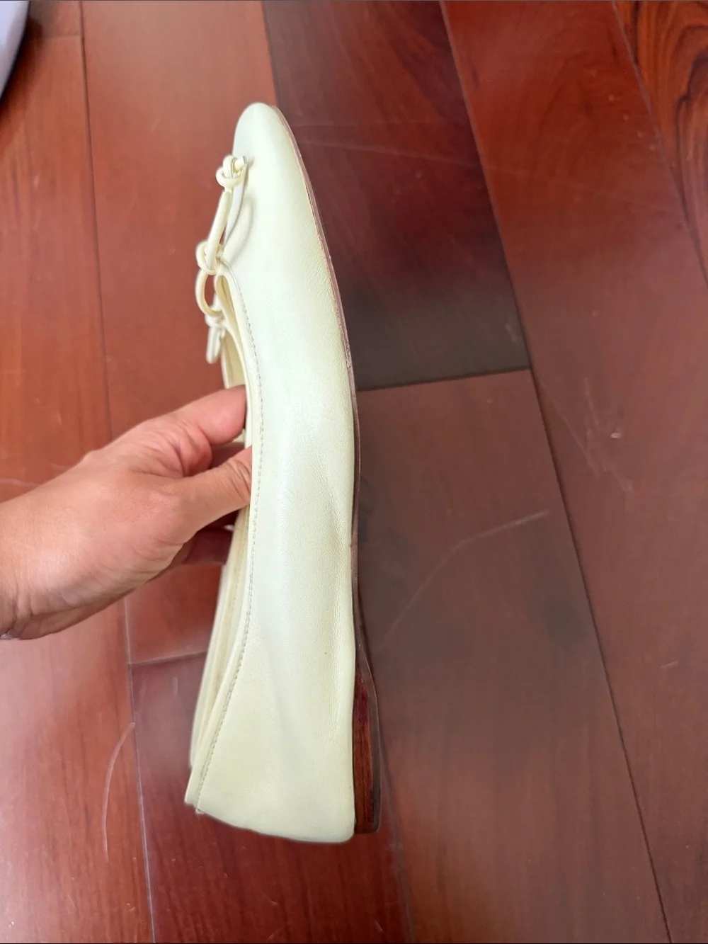 Zara Cream light yellow Leather Ballet Flats with Bow Accent